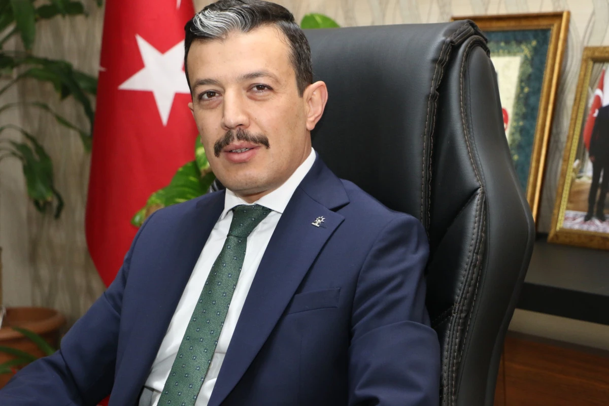 AK PARTİ İL BAŞKANI HAMZA AKTÜRK’TEN ALTYAPI VURGUSU: “AKSARAY’DA YOL MEDENİYETTİR!”