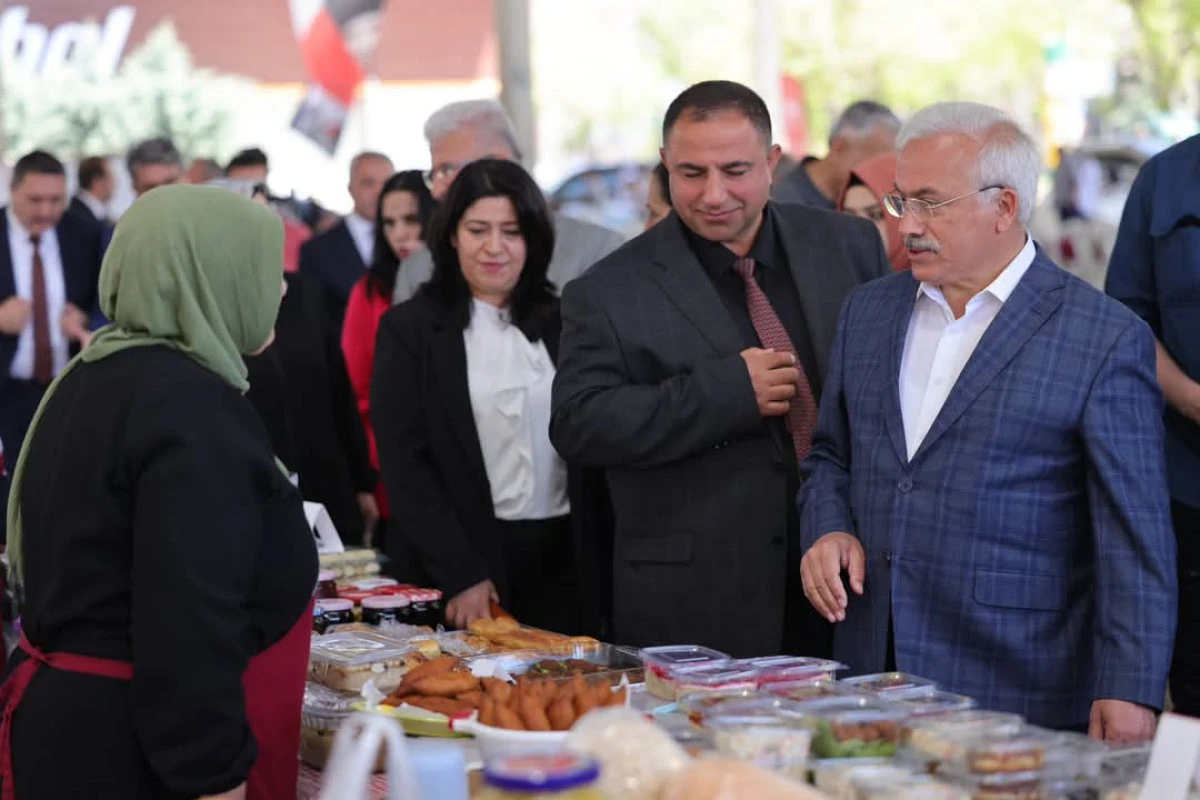 Aksaray'da Gastronomi ve Yöresel Ürünler Sergisi Açıldı 