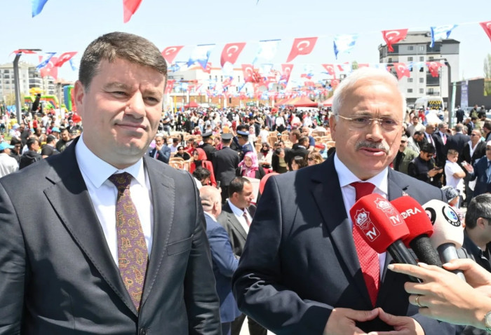 Vali Kumbuzoğlu : “Çocuklarımız Geleceğimizin Teminatıdır”